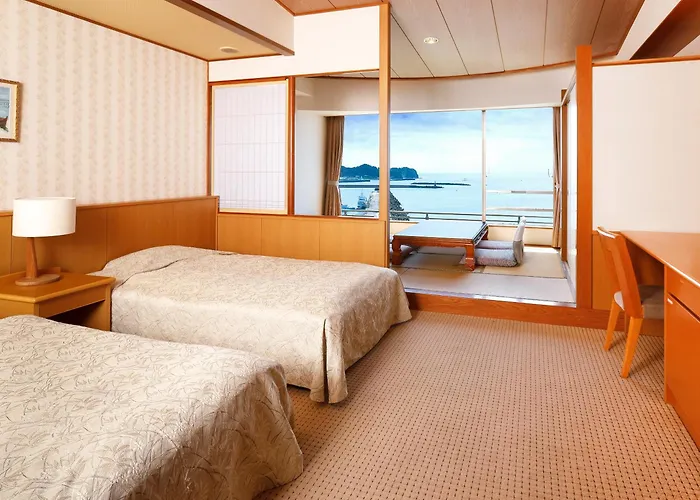 Mikazuki Sea-Park Hotel Katsuura